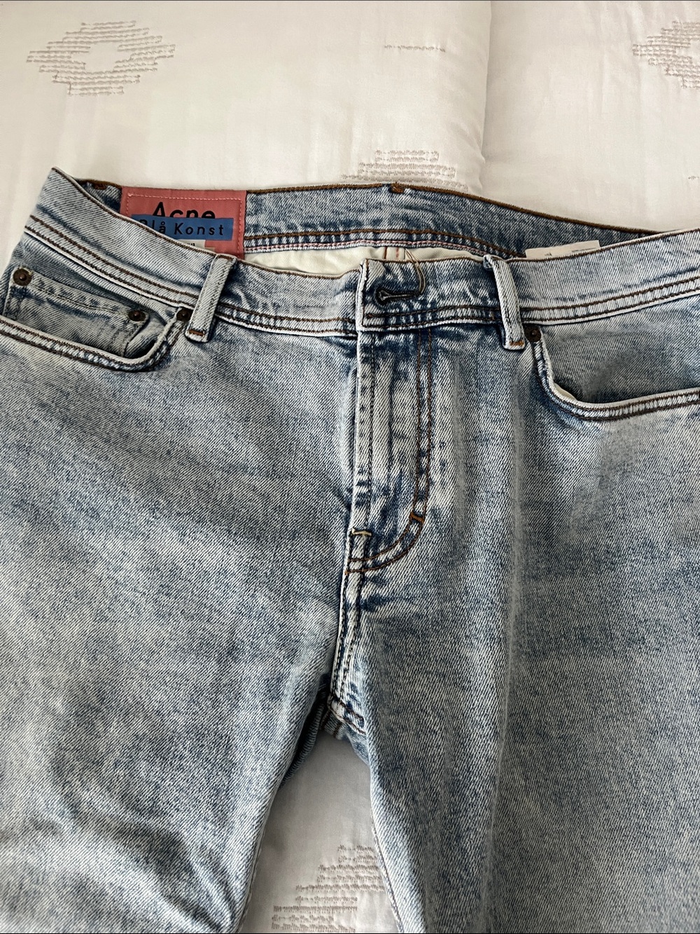 Acne Light Wash High-Rise unisex Jeans